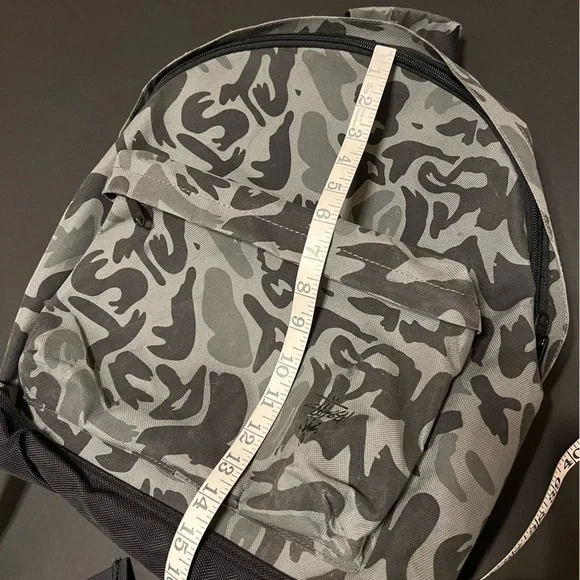 Stussy Camo backpack Original Gear, grey/black 14”x15”x9” - Picture 13 of 14